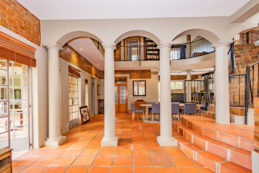 6 Bedroom Property for Sale in Vierlanden Western Cape